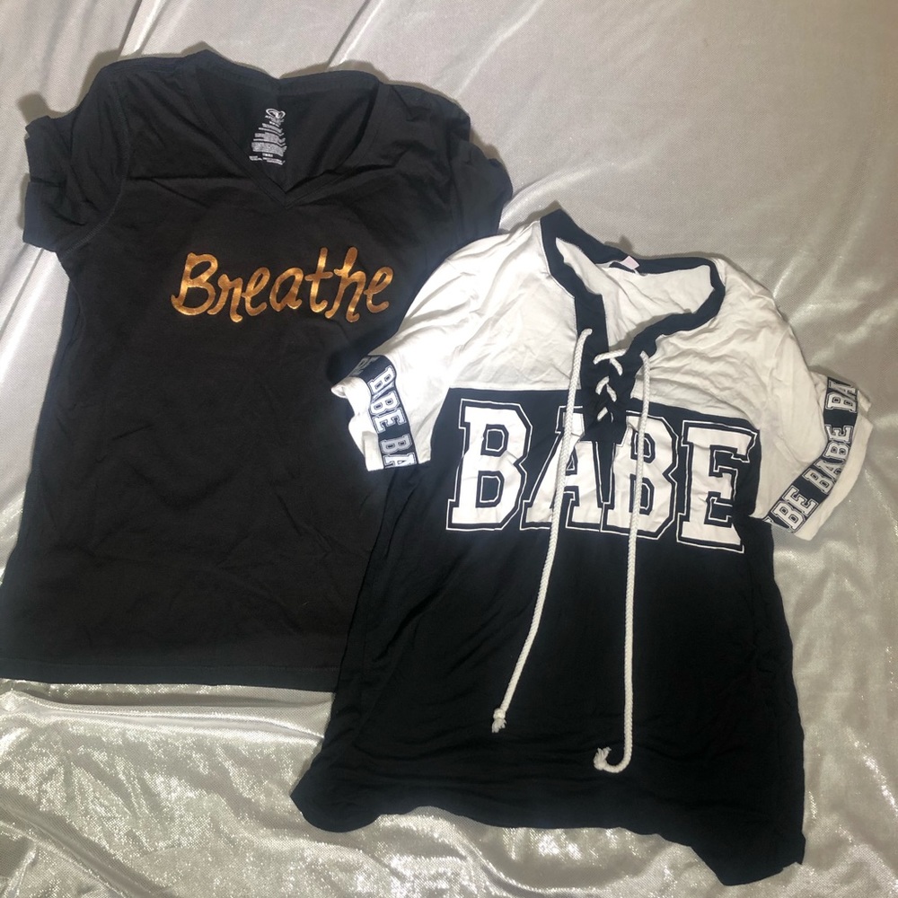 Shirts 2 x 9$.almost new -both of them fits like M